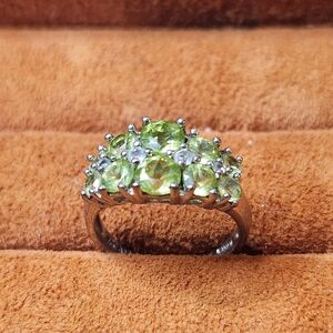 .925 Sterling Silver Peridot & White Topaz Cluster Ring Sz 7